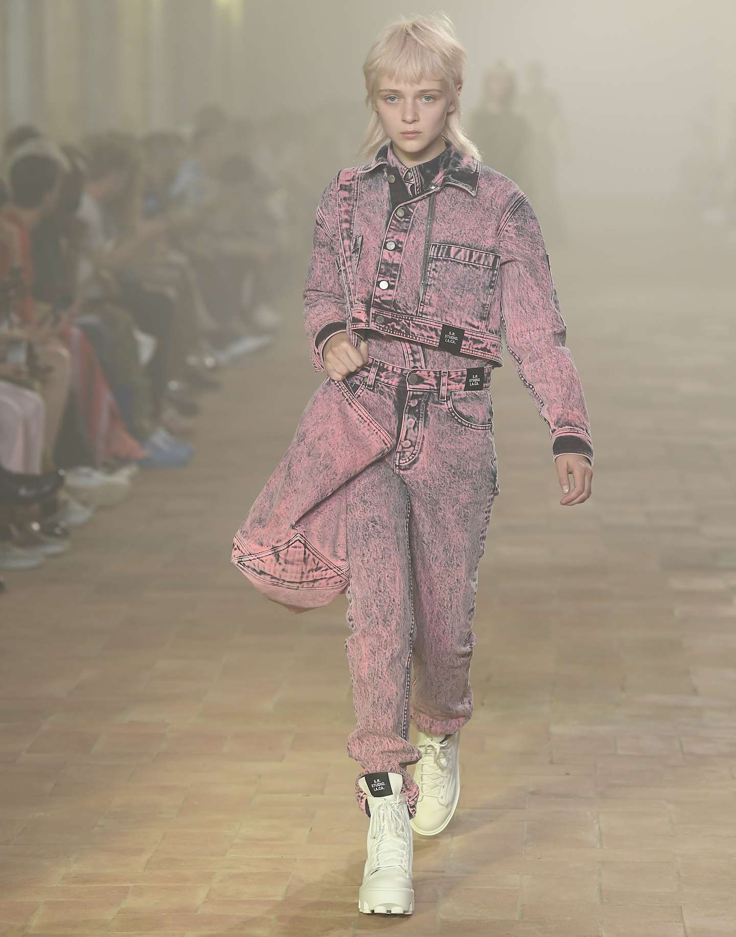 LOOK0020