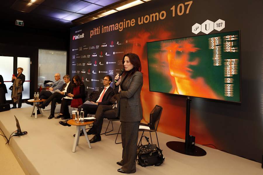 OPENING_CEREMONY_PU107-Antonella_Mansi_presidente_CFMI.jpg