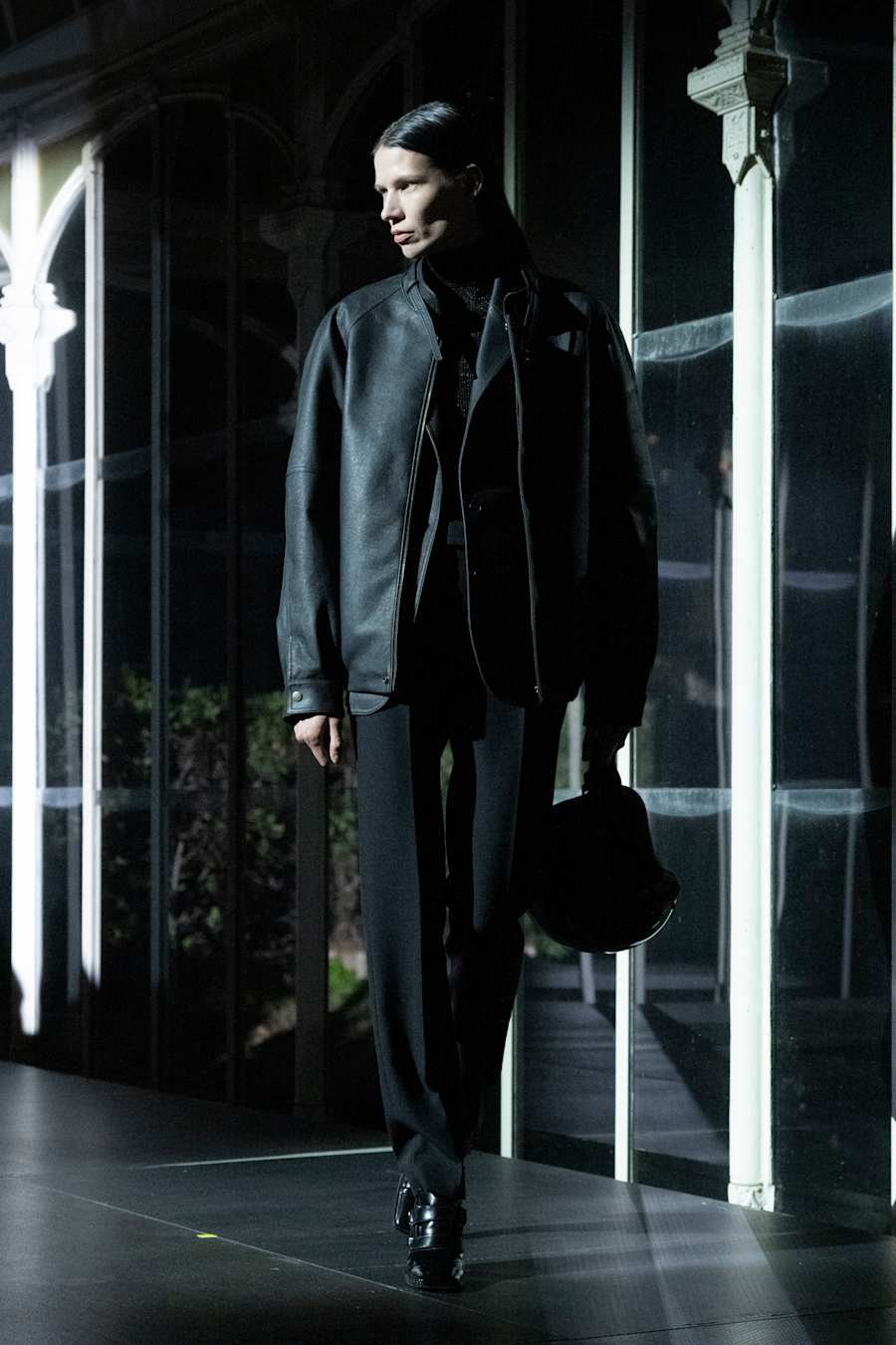 look0004.jpg