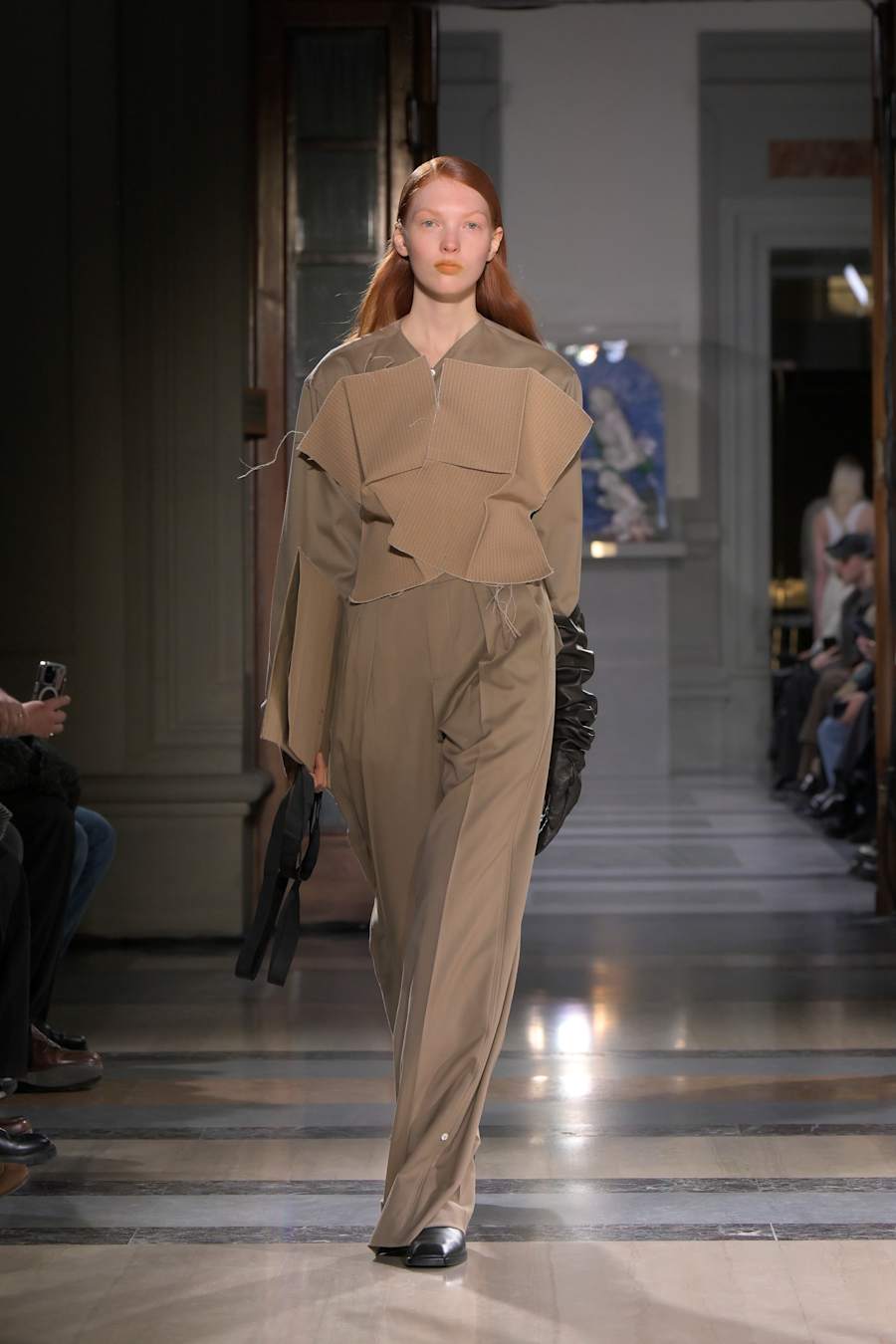 Pitti Uomo 2025: le tendenze maschili da copiare subito