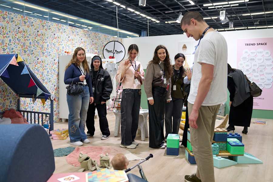 FamilyCircle_008.jpg