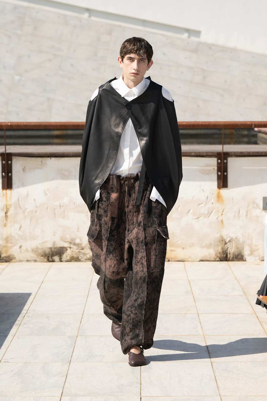 look0001.jpg