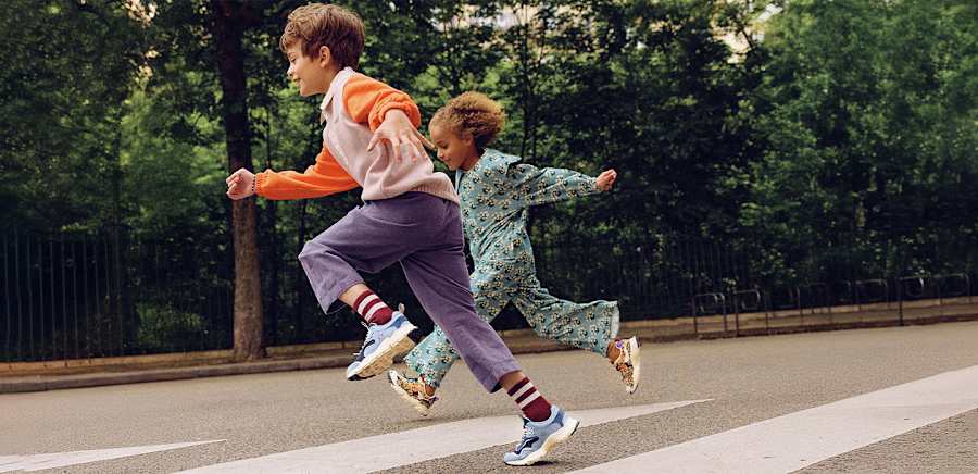 herobanner_FLOWERMOUNTAINforNaturino_B102