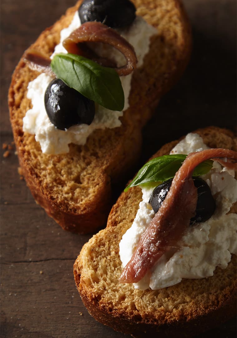 Antonio_Mattei_Biscottificio_Fette_Pan_Brioche_tostate_Acciughe