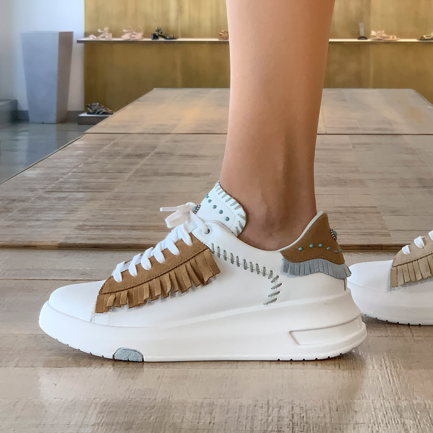 Manu-lookbook-ss21-18