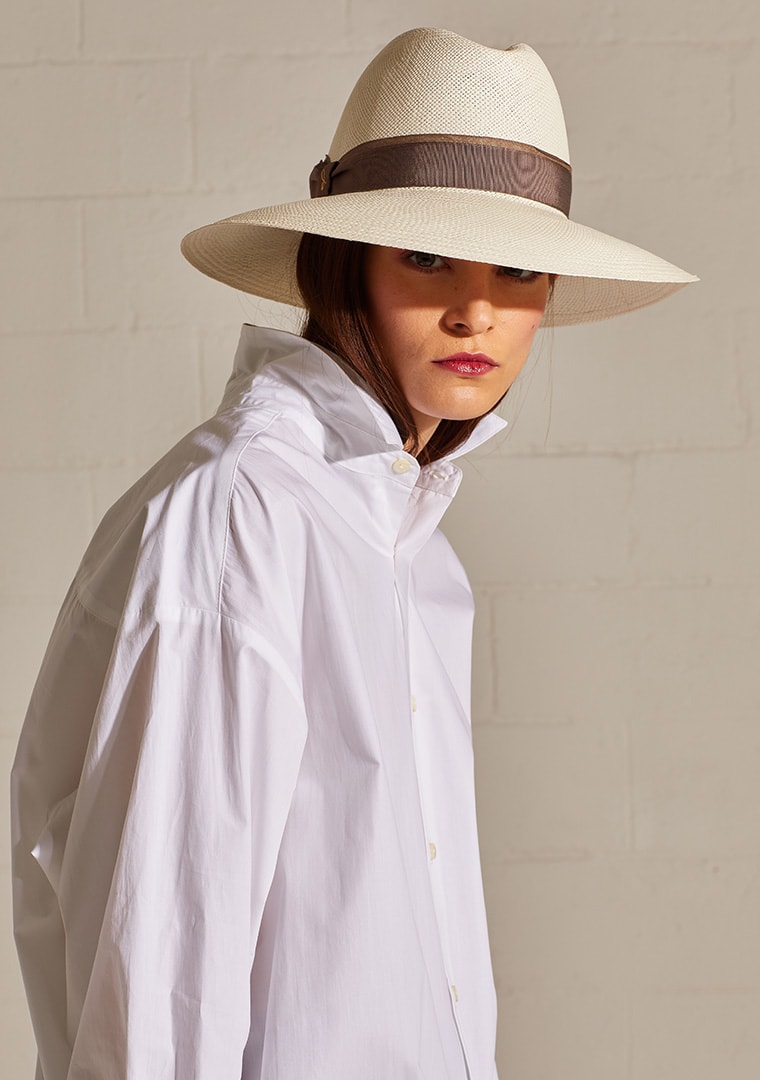 Olivia-oversized-shirt