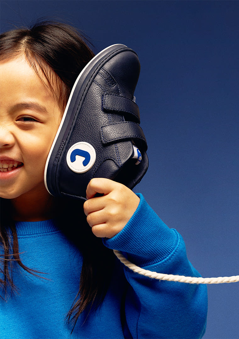 T93-Runner_Four-K900282-001_K800436-006-Brand-Profile--1000px-x-1000px--ideal-1000px-x-1476px--and-max-2mb