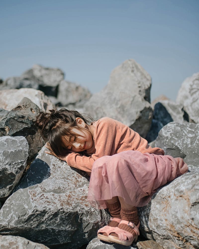 KIDS-ON-THE-MOON_lookbook--1-