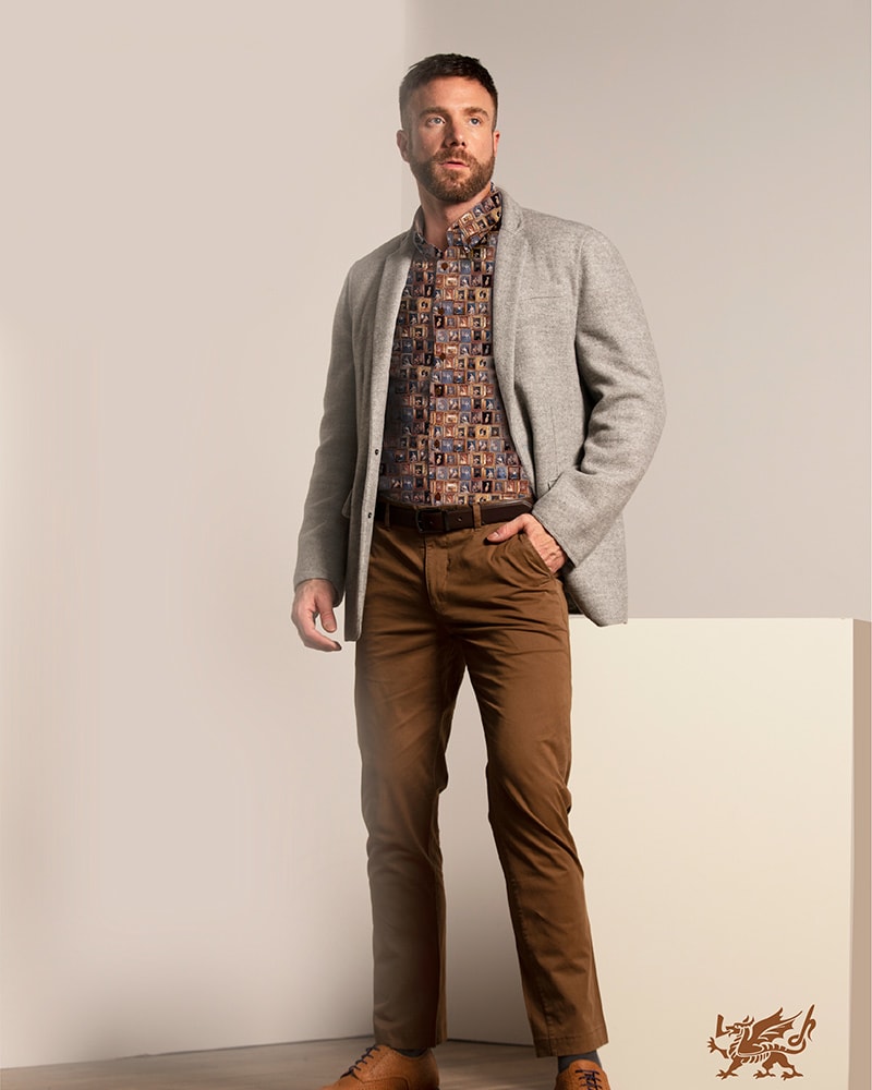 65537_43561_LORDS-OF-HARLECH