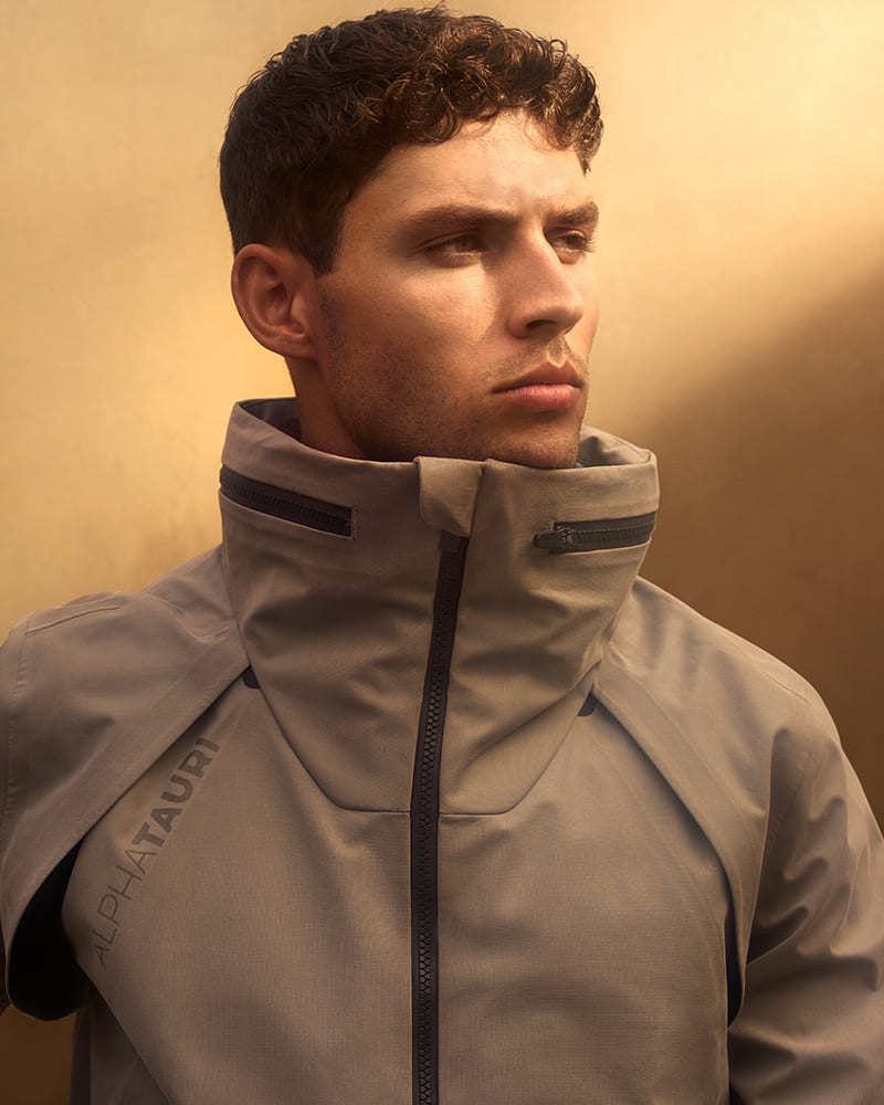 67993_42586_ALPHA-TAURI