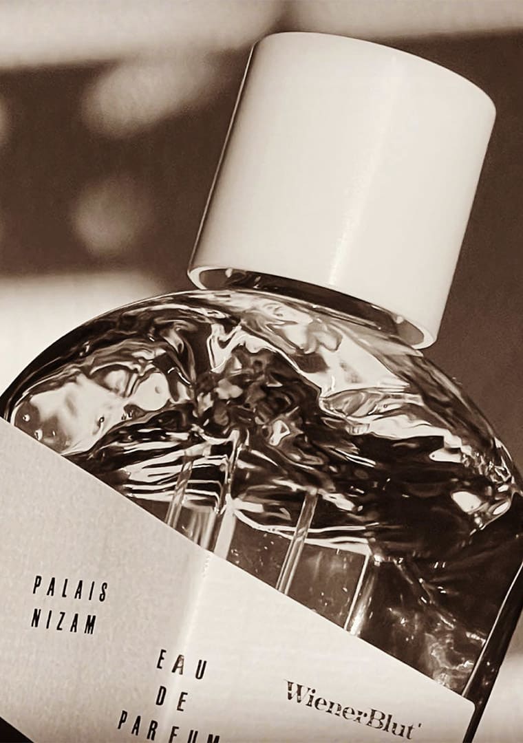 WIENERBLUTTavola-disegno-6COLLECTION