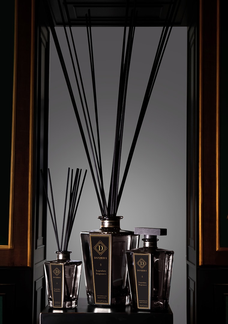 _F7A1869-2-AENIGMA-CHIARA-OK-