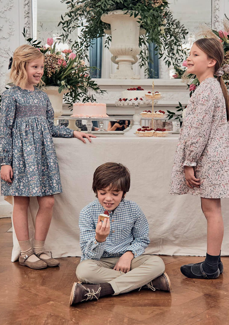 LOOKBOOK-AW22_compressed-12