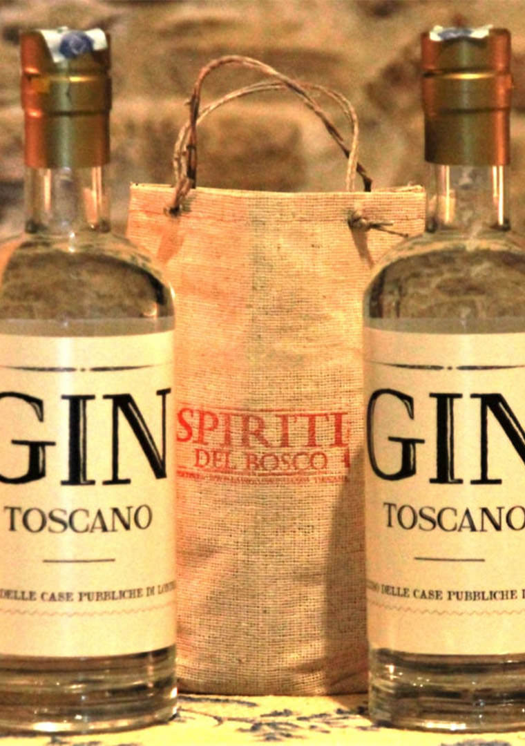 photo5893175432465987057