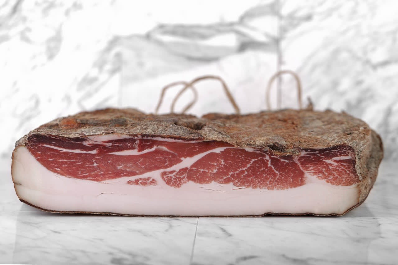 speck-trentino-riserva-roen