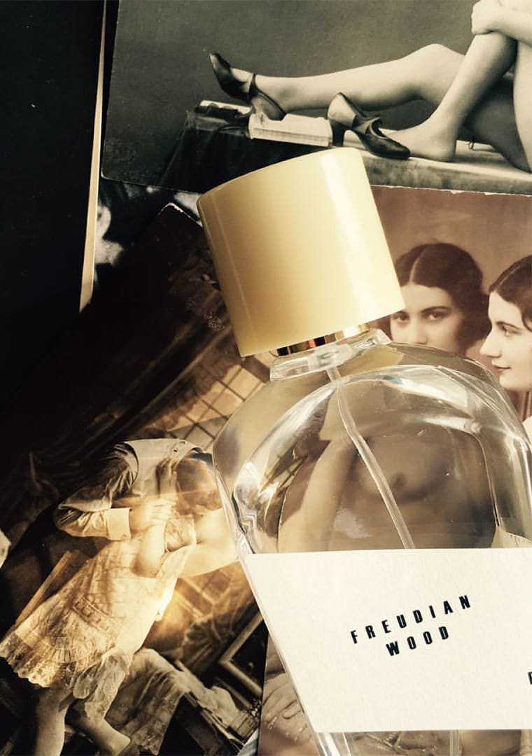 WIENERBLUTTavola-disegno-13COLLECTION