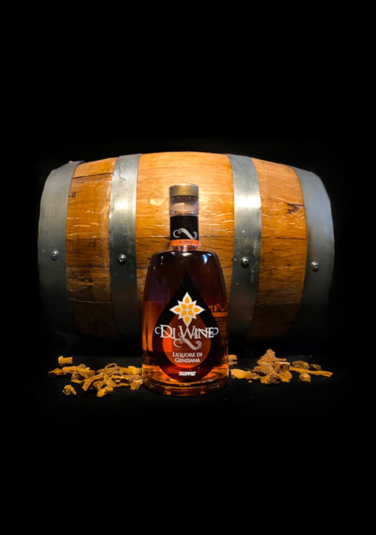 liquore-di-genziana-dwine-con-radici-pregiate-colte-ad-alta-quota-naturali-botte-barrique-artigianale-scuppoz-abruzzo-teramo