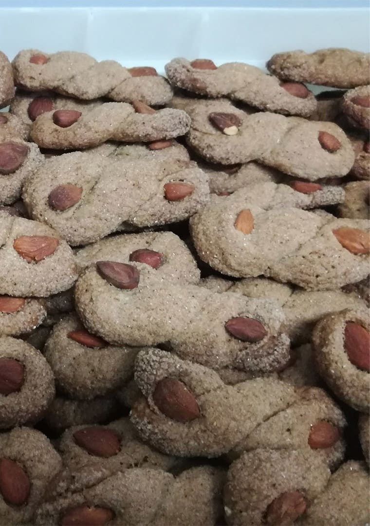 _Turciuti_-al-primitivo-e-mandorle