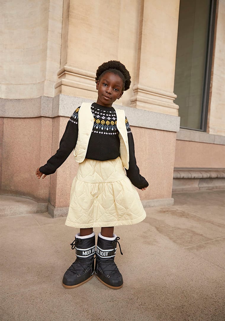 Molo_AW23_5090_Work_aRGB_LOW