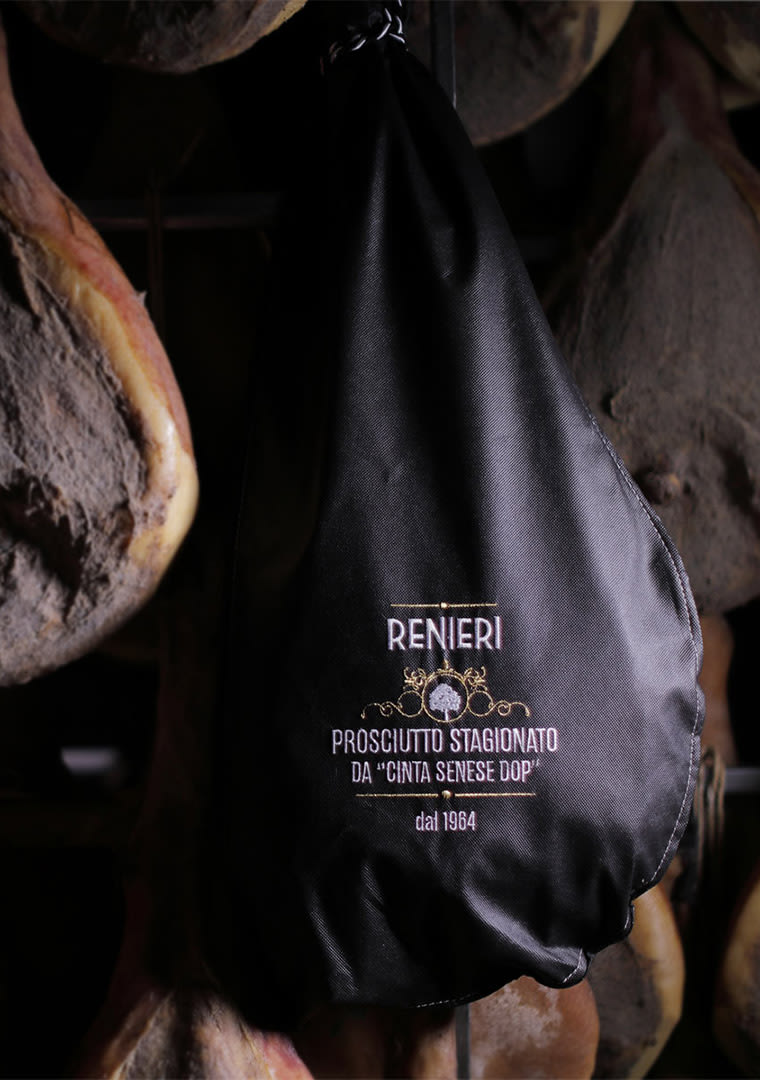 Prosciutto-di-cinta-senese-Renieri-in-sacco-1