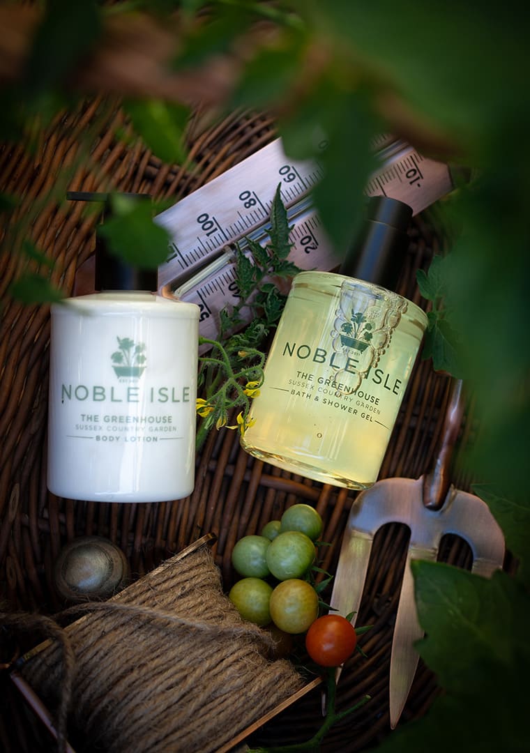 Noble-Isle-The-Greenhouse-Bath-_-Shower-_-Body-Lotion-Duo-6882