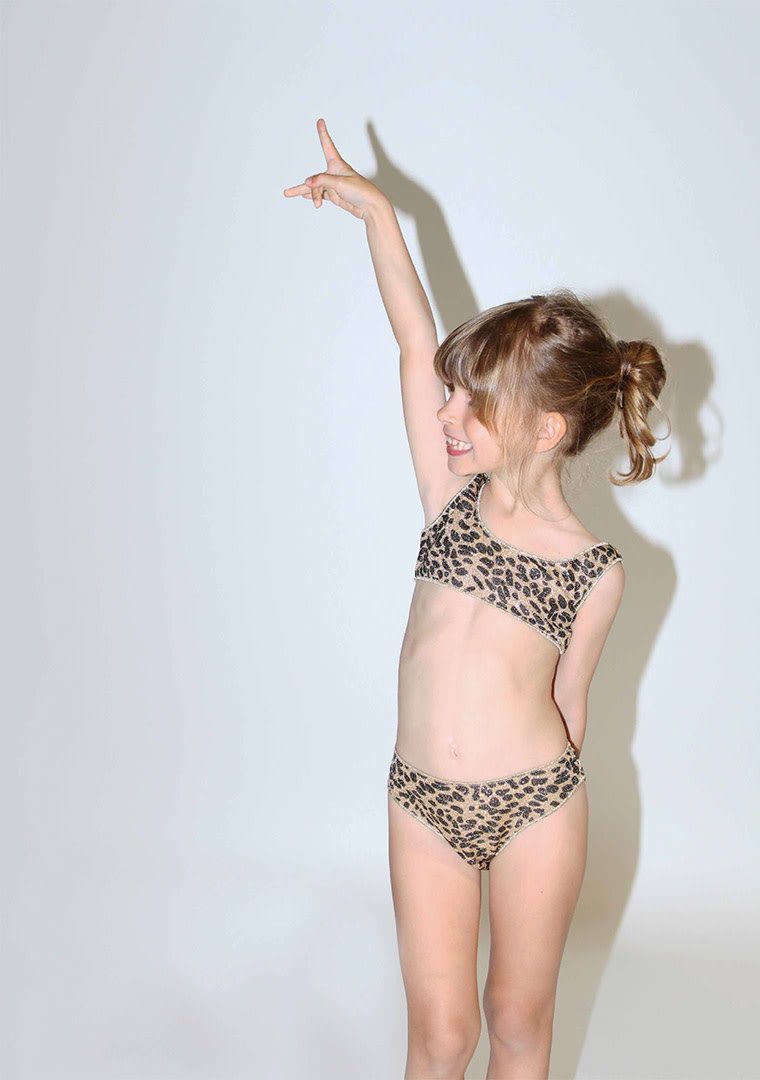 Osree-SS25_-_OSEMINI_LOOKBOOK-14