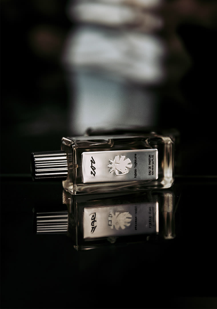 FABRIZIO-TAGLIACARNE-PERFUMES-ZOE