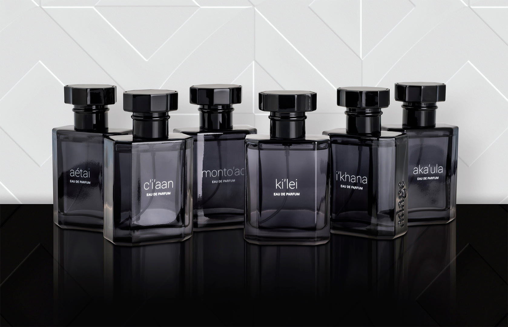 SOURCE_ADAGE_FRAGRANCES_LOOKB1_3