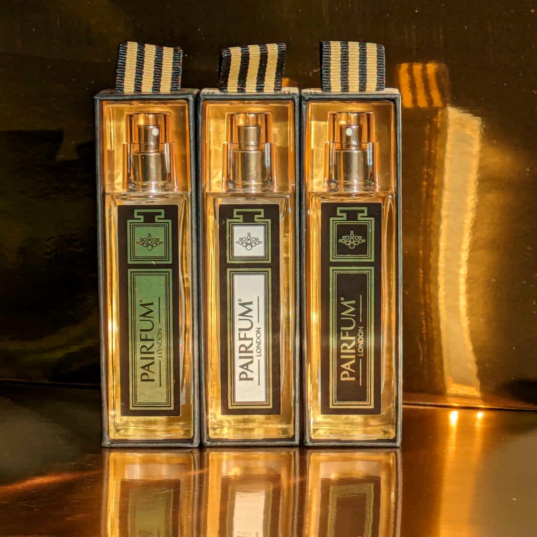 Pairfum-Eau-de-Parfum-Intense-30ml-Travel-Spray-3-Bottle-Tray-Inside-Gold-1-1