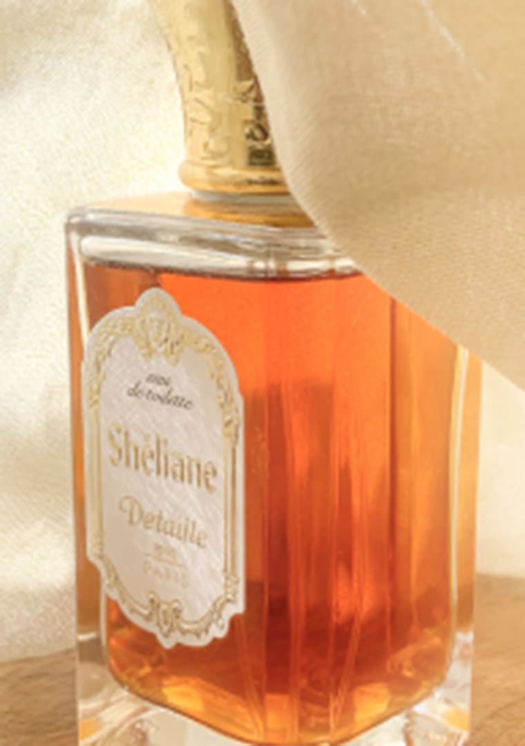 parfum-femme-detaille