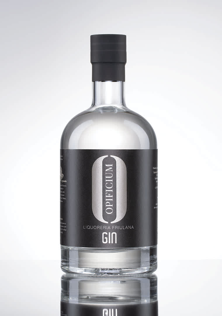 Opificium_Gin_fondo_bianco