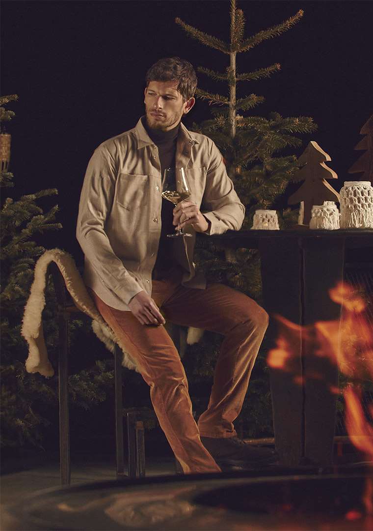 LOOKBOOK-HR-AI-24-25-18