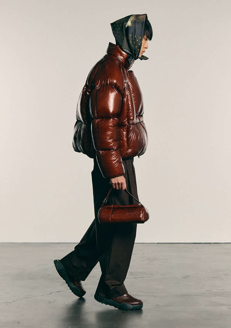 AGAIN_BOOK_AW25_26-7