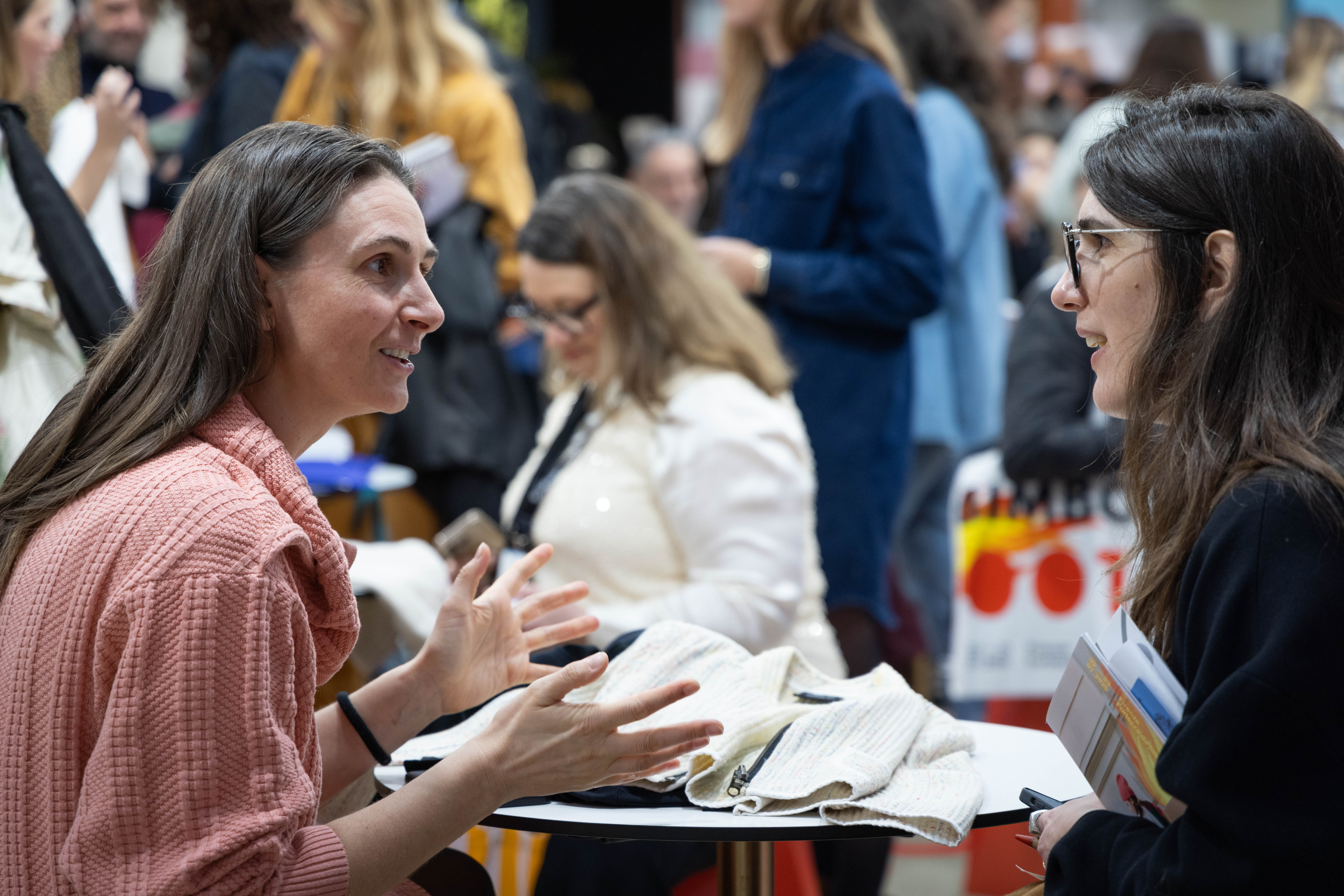 100_001_TIME_TO_MEET_Speed_Dating_a_Pitti_Bimbo_6