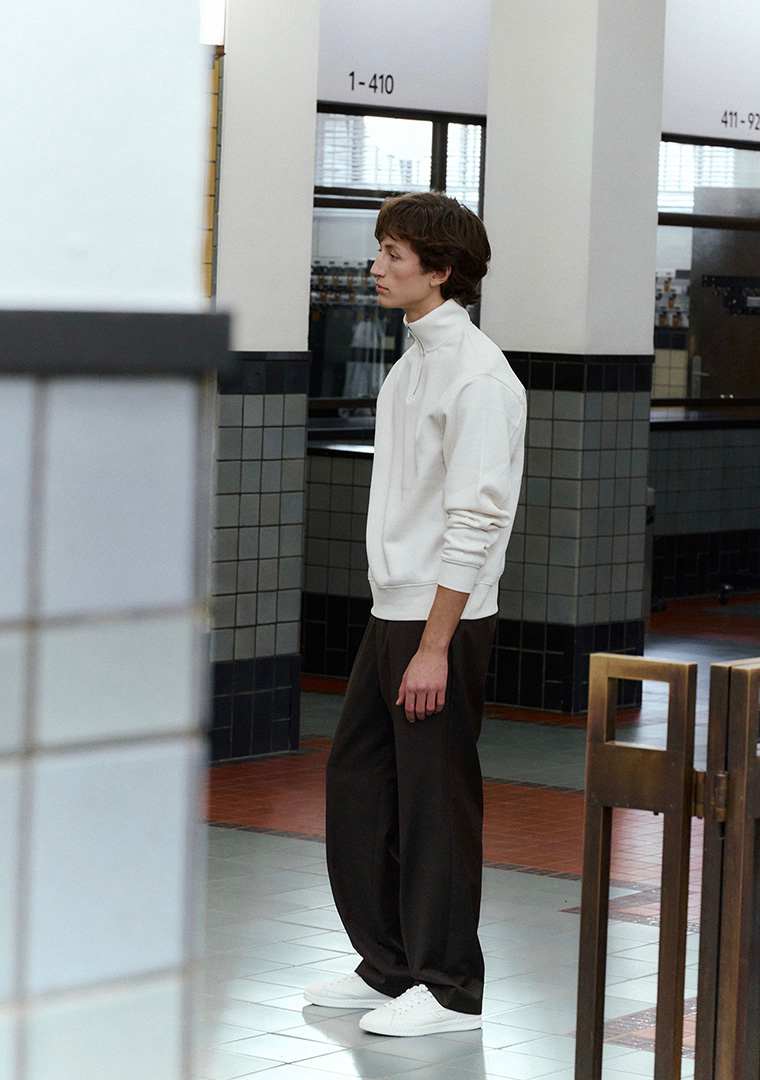 Shot_offwhite-offwhite_2