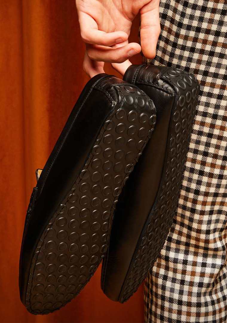 LOUNGERS-BRAND-BOOK-2025-9