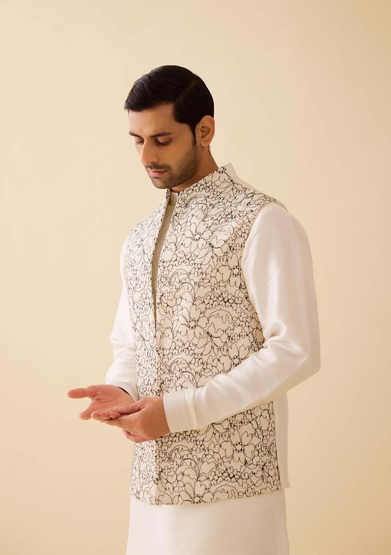 BESPOKE--LUXURY-MENS-LOOK-BOOK-25-26-_1_-7