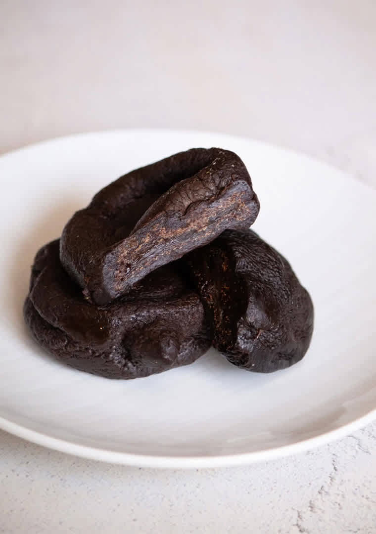 black-lemon-photo-UMAMI