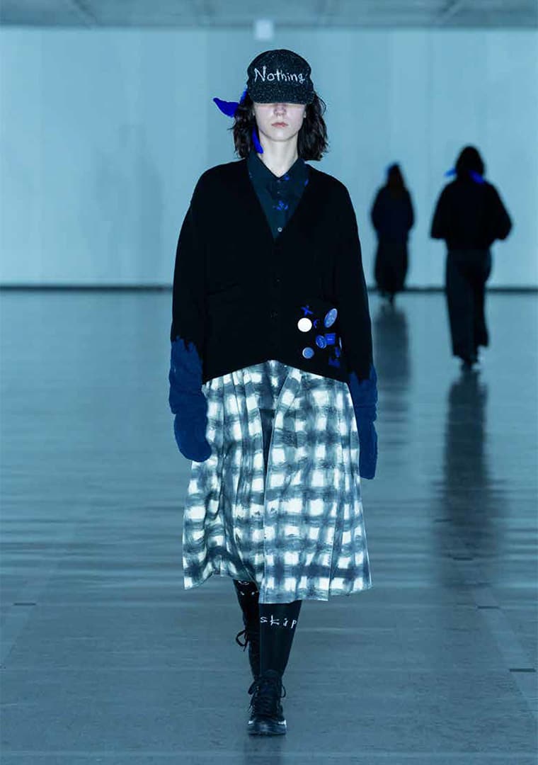 Issue_7-runway-look_light_-20