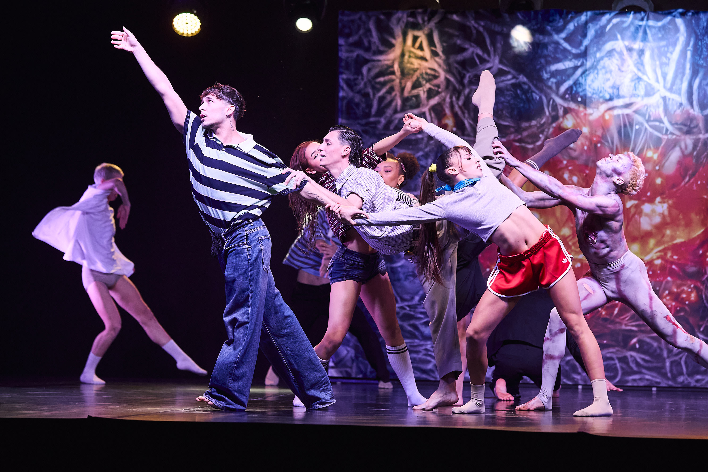Esibizione_Experience_Dance_Company_-coreografie_di_Matteo_Addino_5