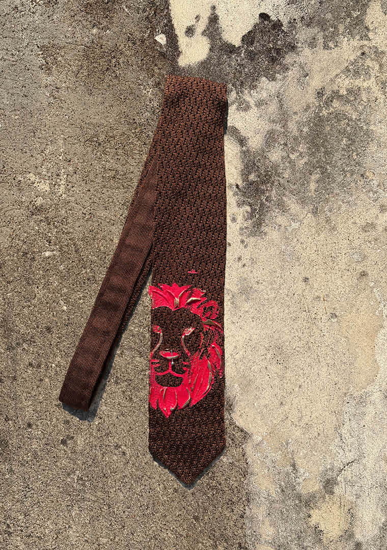LEONE-lontra