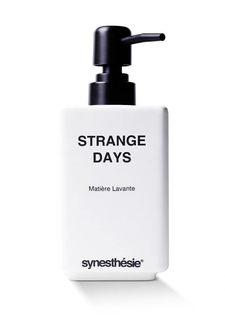 2_strange-sapone