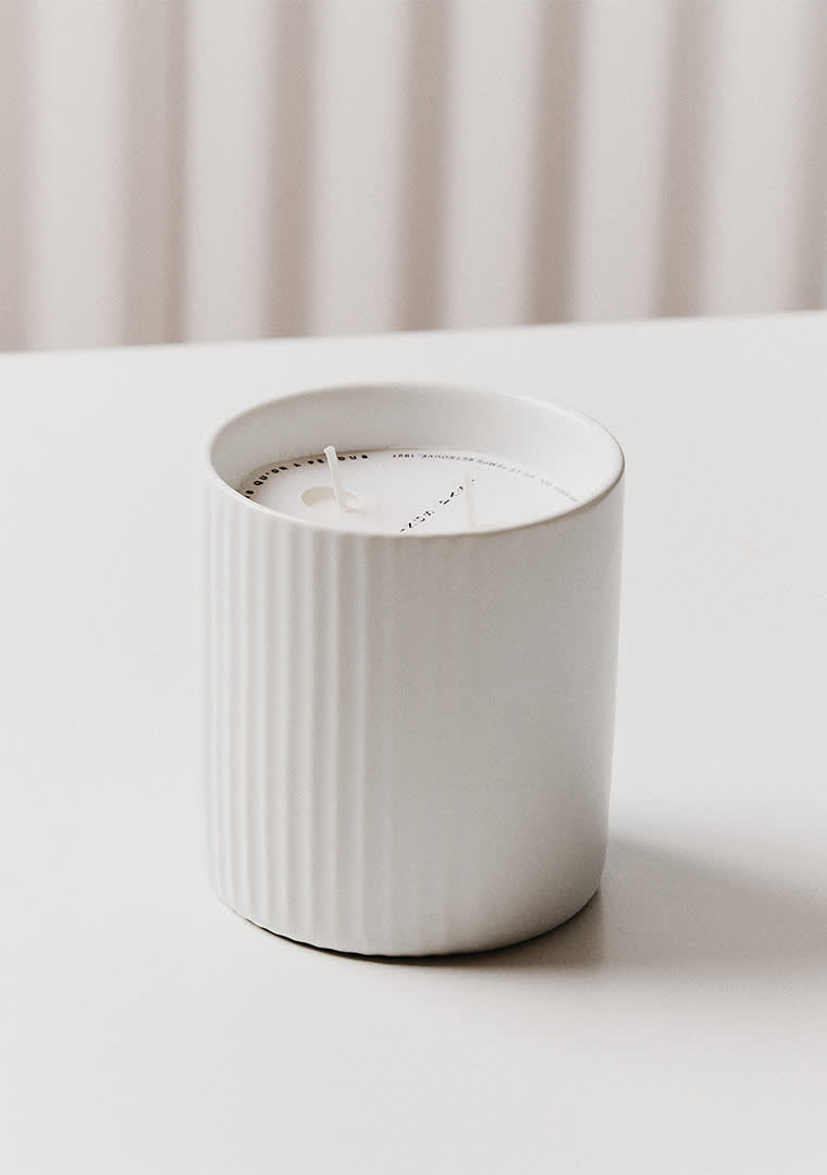 THE_THINGS_PAST_CANDLE