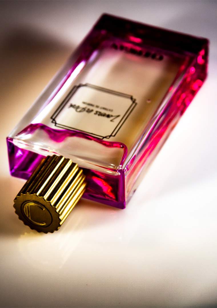 lovers-in-pink_100m_long